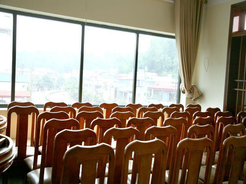 Long Giang Hotel Dien Bien Phu Exterior photo